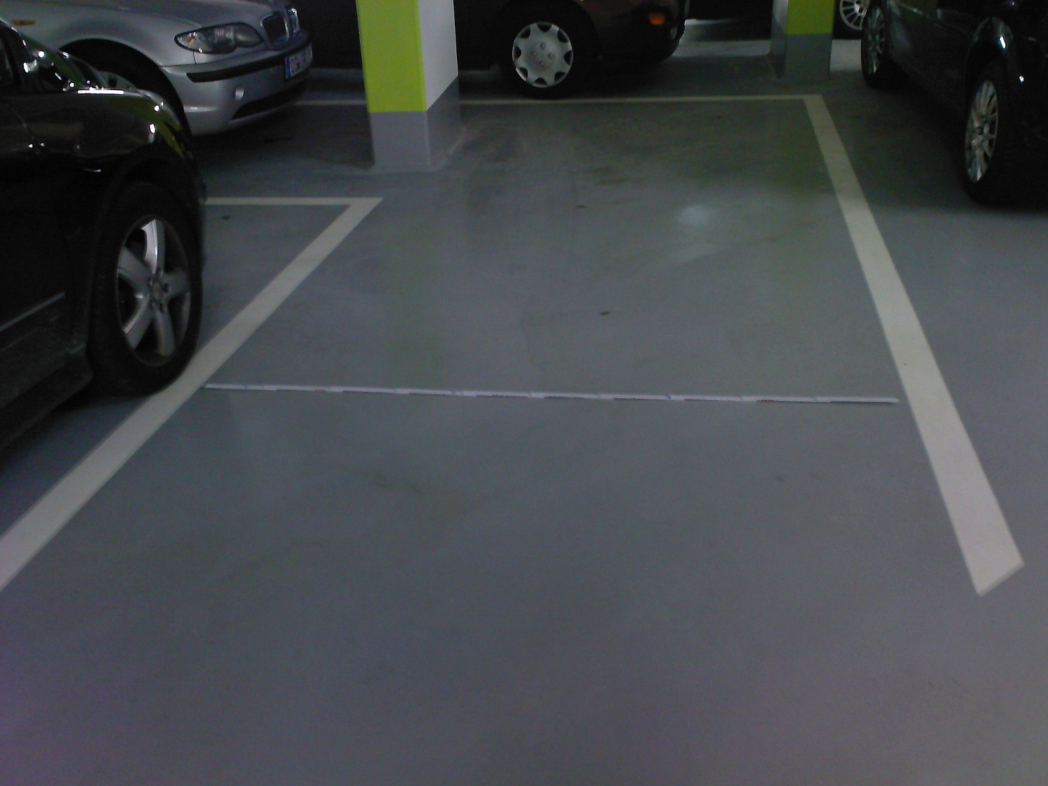 Parkplatz in der Tiefgarage Alleestrasse mit  2,15m. Berechnet werden aber 2,50m.